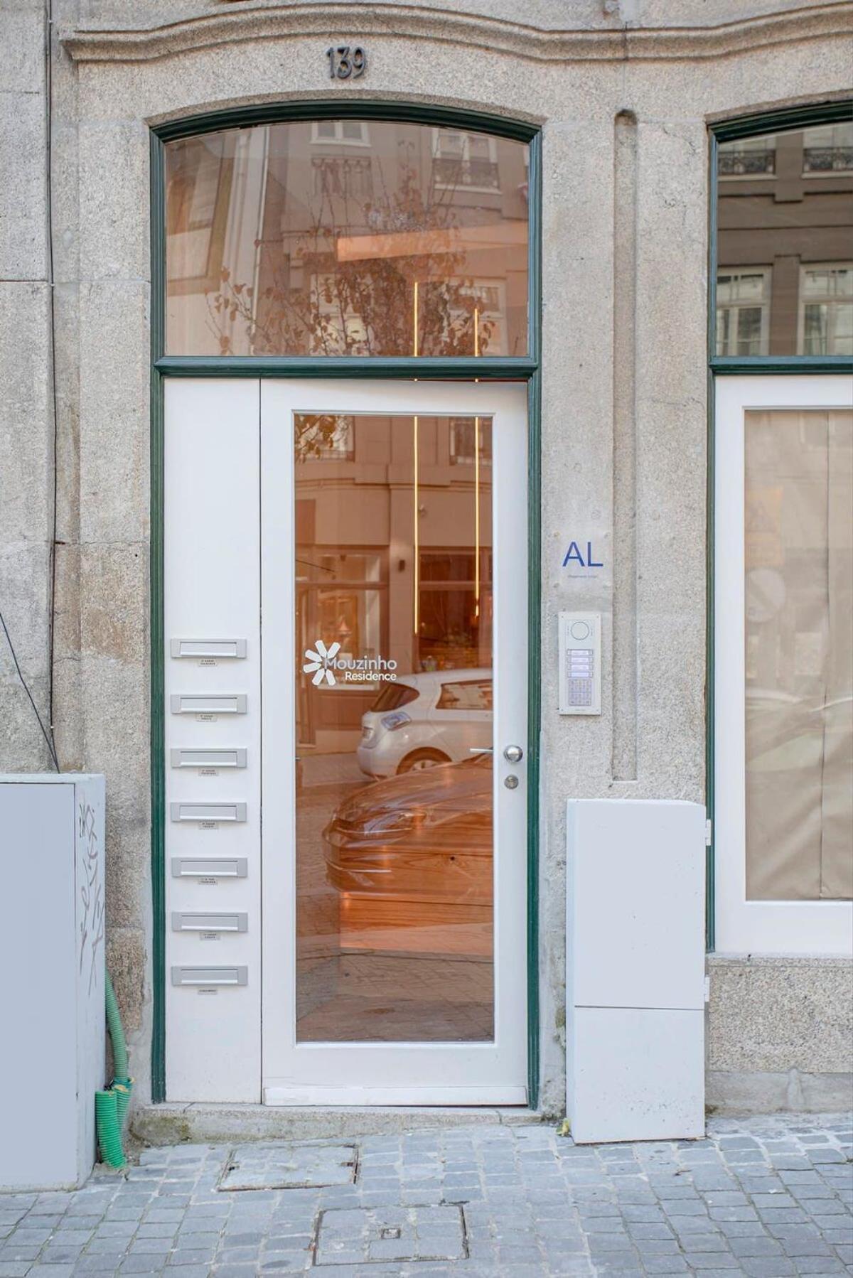 Liiiving In Porto-Mouzinho Residence Apartments المظهر الخارجي الصورة